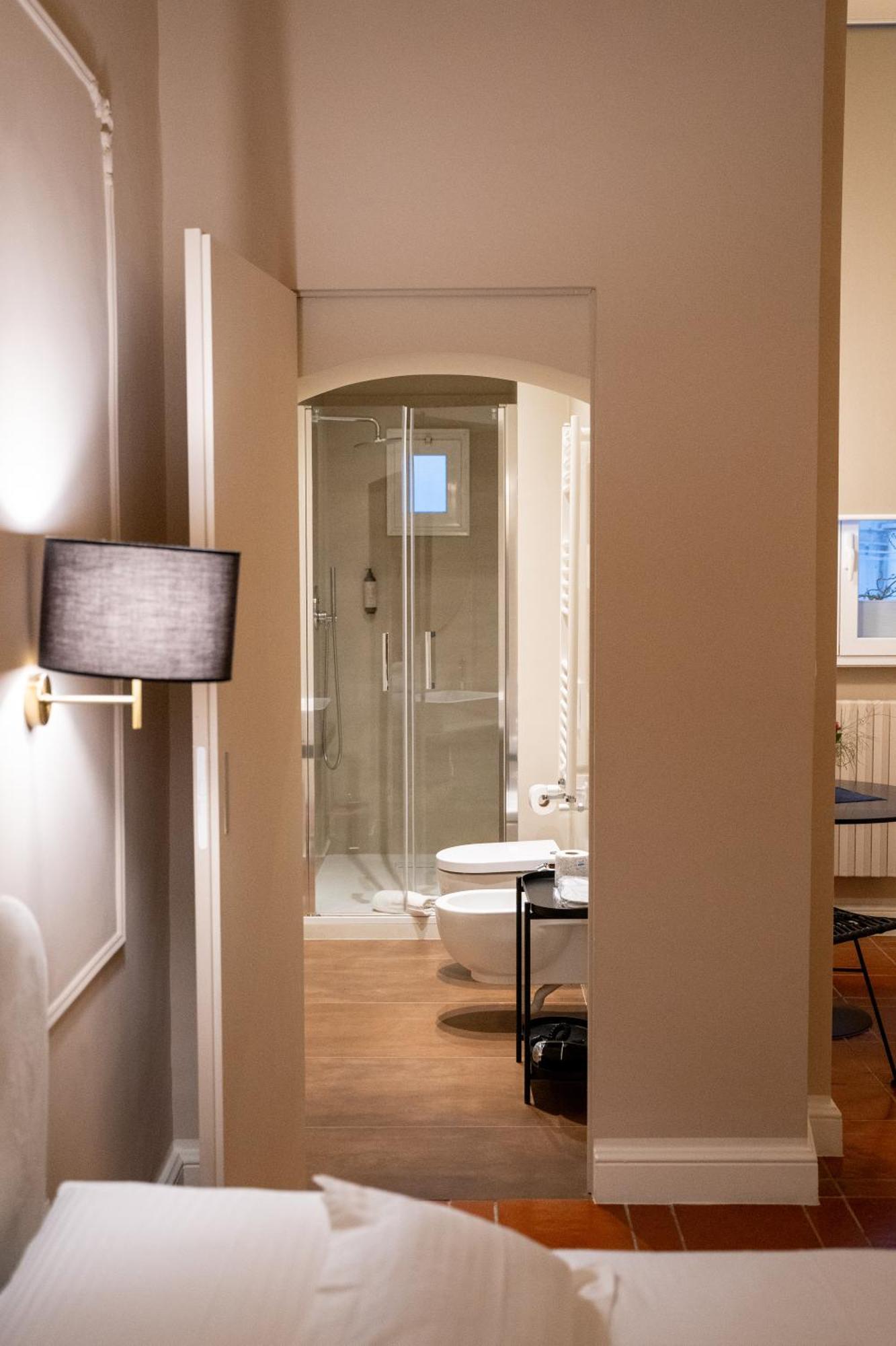 Casa Almika Principe Amedeo Hotel Bari Ngoại thất bức ảnh